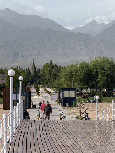 Иссык-Куль 2025: Коттедж, Двухэтажный коттедж ЦО Asia Palace, Сары-Ой, Детская площадка, Парковка, стоянка, Охраняемая территория at lalafo.kg — 13 Иссык-Куль 2025: Коттедж, Двухэтажный коттедж ЦО Asia Palace, Сары-Ой, Детская площадка, Парковка, стоянка, Охраняемая территория — 13