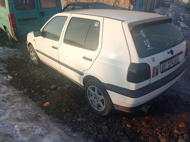 Volkswagen: Volkswagen Golf: 1994 г., 2 л, Механика, Бензин, Хэтчбэк