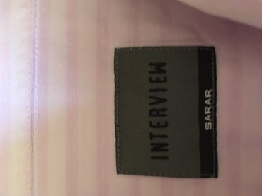 Košulje: Muška košulja br. 44, bela sa diskretnim nežno roze prugicama, dug — 7