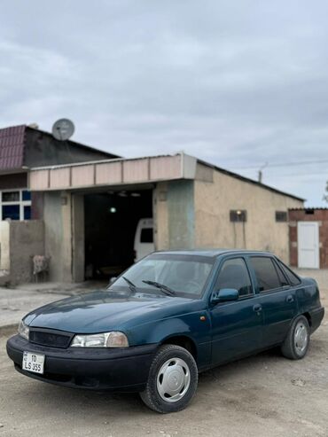 daewo centra: Daewoo Nexia: 1.5 л | 1996 г. Седан