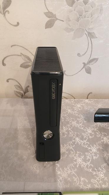 x box 360: Xbox 360 (Slim) oyun konsolu paketi Komplekt: - Xbox 360 Slim konsolu — 5