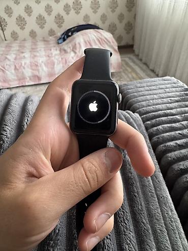 Apple Watch: Apple Watch Series е2, 42 мм - Корпус: алюминий Space Gray - Задняя — 6