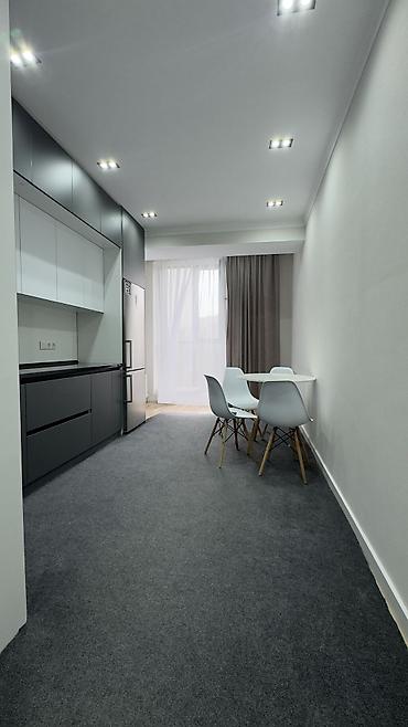 Продажа квартир: 2 комнаты, 65 м², ул. Ахунбаева / Чапаева Элитка, 3 этаж, Евроремонт — 3
