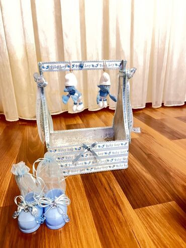 novruz bayramı tortları: Oğlan uşağı üçün xəstəxana çıxışı 3 ədəd qabdır, şəkildə göründüyü