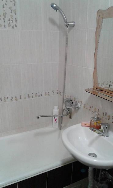 bishkek flats: 3 комнаты, 80 м², 5 мкр 106 серия, 1 этаж — 4
