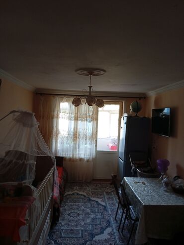 Köhnə tikili: Ağstafa, 3 otaqlı, Köhnə tikili, 48 kv. m