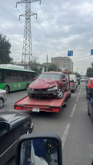 пренда авто: Көтөргүсү менен, Гидроманипулятору менен, Кыймылдуу платформасы менен