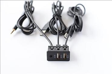 toyo: AUX,USB разъем для входа мультимедиа или зарядки и вывода на панель — 2
