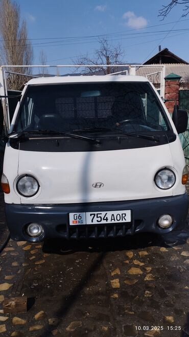 Hyundai: Hyundai Porter: 2000 г., 2.6 л, Механика, Дизель