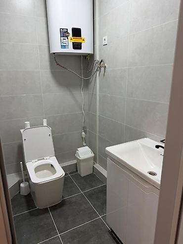 Батирлерди ижарага берүү: 2 бөлмө, Асанбай мкр Жаныбарлары жок, 6 айдан баштап, 1 жылдан баштап, Толугу менен эмереги бар — 4