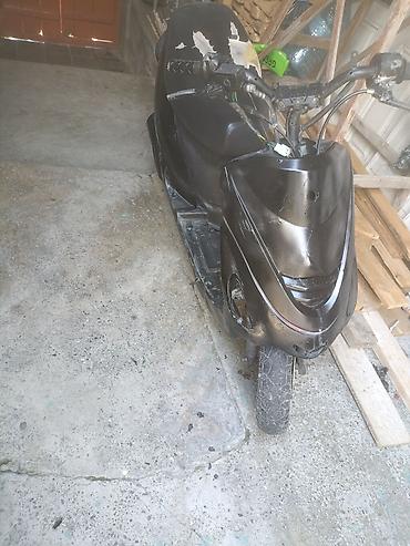 Mopedlər,skuterlər: Salam tam işlek vəziyyətdə otur sür motodu çox şeyi yenisi ile evez — 4