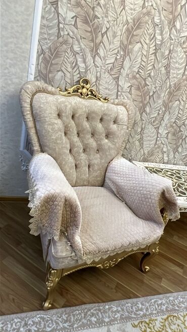 стул для пианино: Классический диван, Диван, Без подьемного механизма, Нераскладной