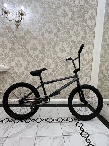 BMX велосипеды: BMX велосипед, Другой бренд, Рама M (156 - 178 см), Другая страна, Б/у
