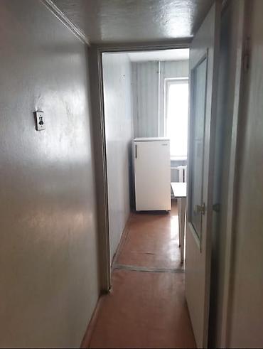 Продажа квартир: 1 комната, 32 м², 7 мкр 104 серия, 3 этаж, Старый ремонт — 2