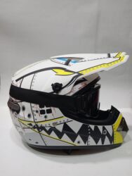 Motosiklet hissələri: Moto baqajlar ag qaralı 45azn Dörd künc Baqaj 55azn Qara mat baqaj — 14