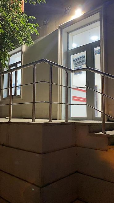 Kommersiya daşınmaz əmlakı: İcarəyə obyekt – küçəyə çıxışı olan ayrıca girişli sahə Təsvir: - — 1
