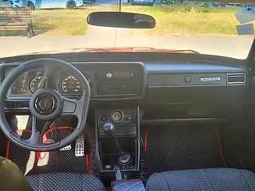 dodge dart: VAZ 2107 sedan – qırmızı rəngdə, klassik kuzov dizaynı ilə — 6
