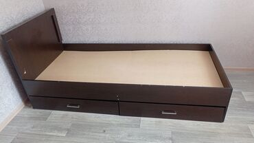 спальный кровать бу: Односпальная кровать, Б/у, С матрасом, Дерево, длина - 200 см