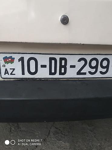 avto padyomnik satilir: AZ dövlət qeydiyyat nişanı: 10-DB-299 - Tip: Avtomobil üçün metal — 1