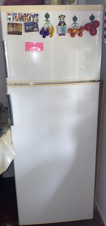 Холодильники, морозильные камеры: Продается холодильник !!! Срочно !!!
10000 сом !!!