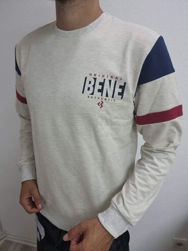 Duksevi: Cena 2200 dinara 
Pamuk
M L XL XXL 3XL 
Top kvalitet — 11