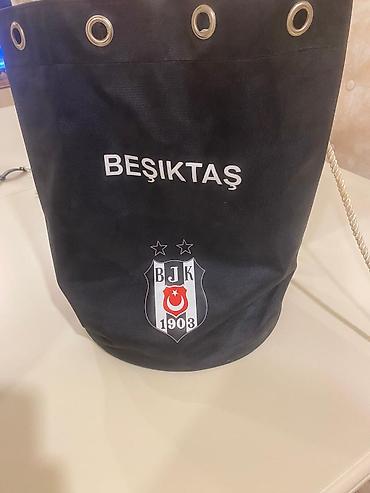 Beşiktaş loqolu çoxməqsədli saxlama səbəti. Qara rəngdə hazırlanıb