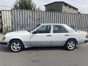 кузов на 124: Mercedes-Benz W124: 1991 г., 2 л, Механика, Бензин, Седан — 4