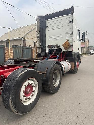 Тягачи: Тягач, Volvo, 1998 г., Самосвал — 4