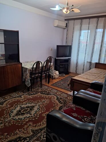 neftçilər: Сдаётся 1-комнатная квартира,возле м.Нефтчиляр, 36 кв.м7 этаж 9-ти