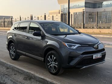 Toyota: Toyota RAV4: 2018 г., 2.5 л, Автомат, Бензин, Кроссовер