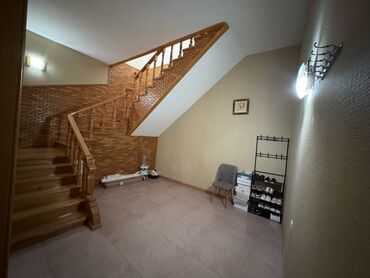 Mağazalar: Bileceride, Ploşad adlanan erazide Yahya Hüseynov küçesi 2 mertebeli — 6