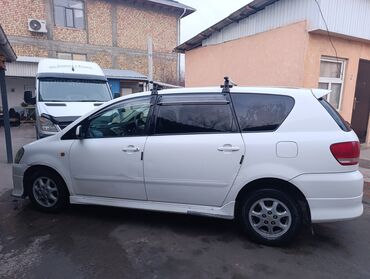 Toyota: Toyota Ipsum: 2002 г., 2.4 л, Автомат, Бензин, Минивэн — 11
