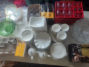 посуды наборы: Распродажа цена договорная пишите на Вотсап 1)Белые посуды общий