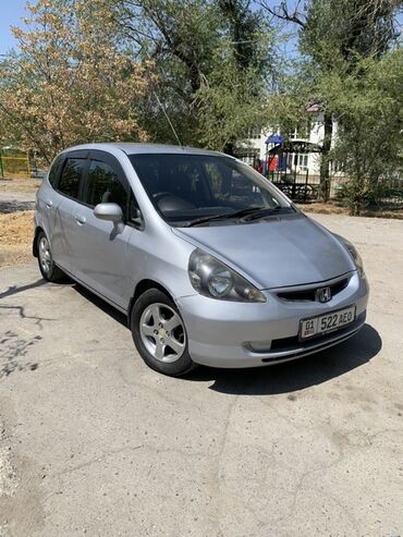 авто с последующим выкупом фит: Honda Fit: 2004 г., 1.3 л, Вариатор, Бензин, Хетчбек