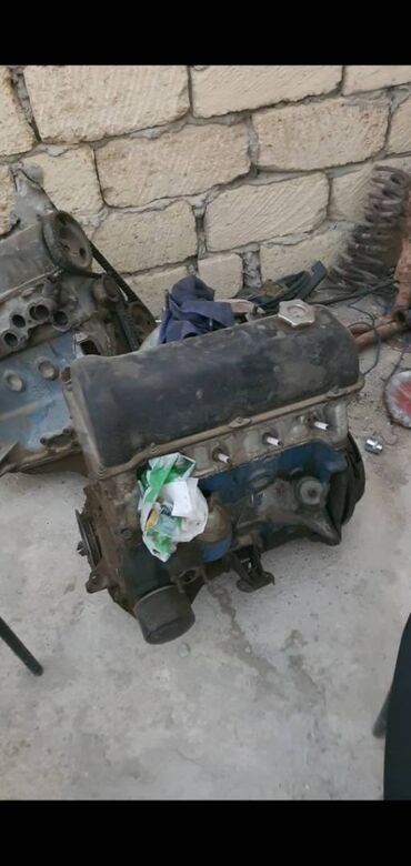 Motor üçün digər detallar: Idyal vezyetde vaz 21 03 matoru saraydadir mator oz masinimindir lalafo.az -da Motor üçün digər detallar: Idyal vezyetde vaz 21 03 matoru saraydadir mator oz masinimindir