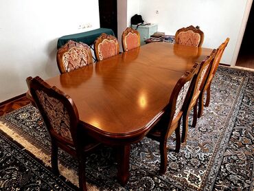 швея мебель: Комплект стол и стулья Для зала, Б/у