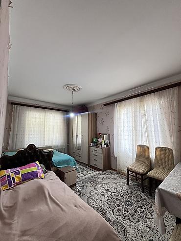 ev menzil: Bakı, Suraxanı, 3 otaqlı, Köhnə tikili, m. Xalqlar Dostluğu, 81 kv. m — 4