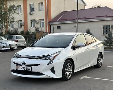 corolla s: Toyota Prius: 2016 г., 1.8 л, Вариатор, Гибрид, Универсал — 2