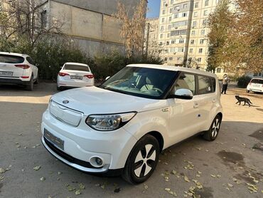 Kia: ЭЛЕКТРОМОБИЛЬ Корээц Кореец Свежий Пробег 30 тыс оригинал Коробка