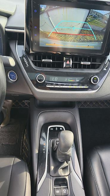 sonata for sale: Toyota Corolla: 2019 г., 1.8 л, Автомат, Гибрид, Седан — 8
