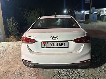 трактор 82 1: Hyundai Solaris: 2018 г., 1.4 л, Автомат, Бензин, Седан — 4