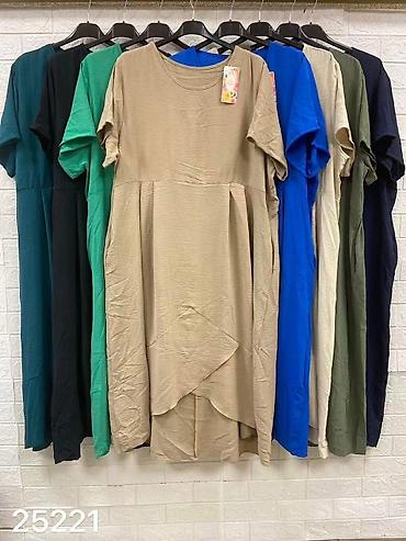 Haljine: 04. Haljina za punije
2XL 3XL 4XL
Cena : 2.500 dinara A — 9