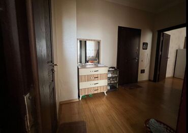 Uzunmüddətli kirayə mənzillər: 4 QİZ OTAQ YOLDASİ AXTARİLİR KOD 80 12 QİYMƏT 150 AZN . /. Metro - 20 -da lalafo.az — 6 Uzunmüddətli kirayə mənzillər: 4 QİZ OTAQ YOLDASİ AXTARİLİR KOD 80 12 QİYMƏT 150 AZN . /. Metro - 20 — 6