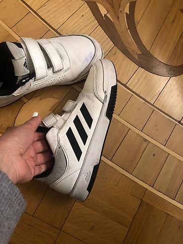 Uşaq dünyası: Original! Adidas uşaq idman ayaqqabısı - Rəng: ağ, qara detallarla - — 9