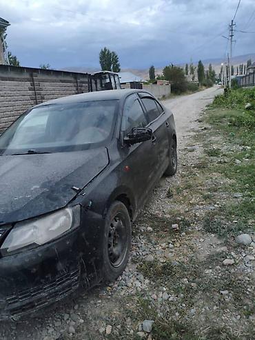 гранат соната: Skoda Rapid: 2016 г., 1.6 л, Автомат, Бензин, Лифтбек — 6