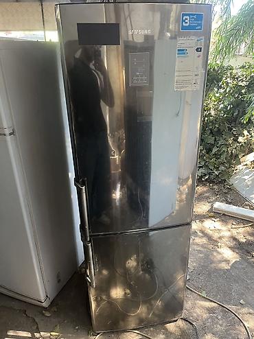 dispenser satilir: İşlənmiş 2 qapılı Samsung Soyuducu Satılır, rəng - Gümüşü, Dolab içi — 4