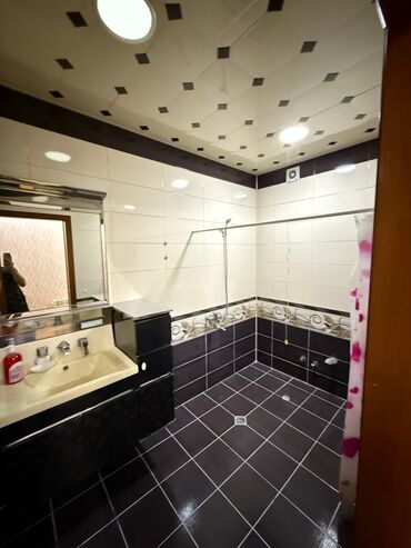 Otaqların günlük kirayəsi: Mənzil Gunlik kirayə Verilir, Köhnə Gunəşlidə, 3 otag, tam əşyali — 9