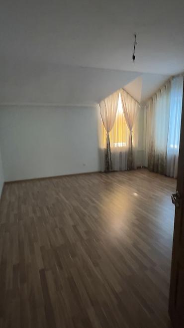 Долгосрочная аренда домов: 300 м², 6 комнат — 13