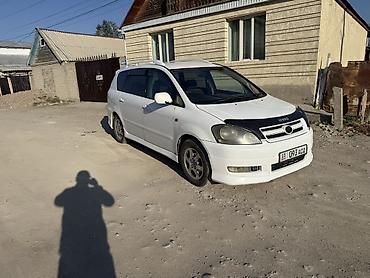 бак на волво: Toyota Ipsum: 2001 г., Автомат, Бензин, Минивэн — 1