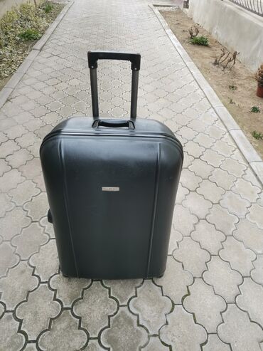 stradivarius torba za plazu: Large suitcase, color - Black